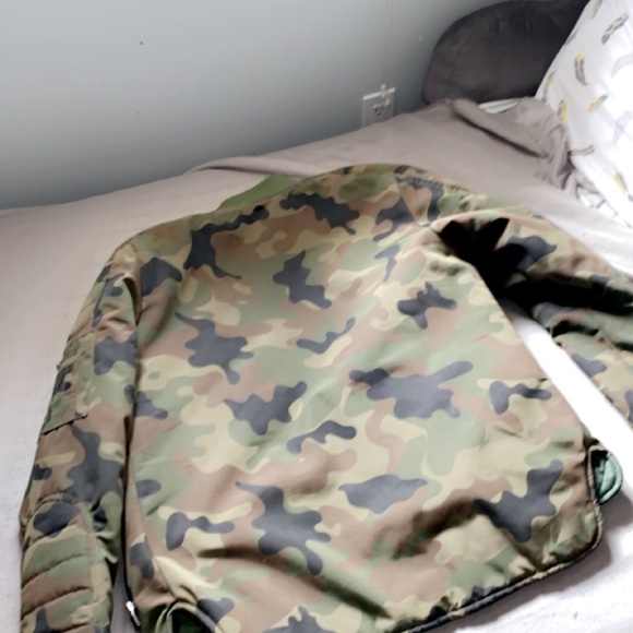 Rebel Minds camo jacket - Picture 2 of 2